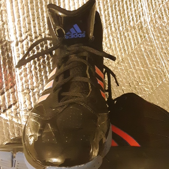 Addidas black/red stripes "mens" - Picture 4 of 8